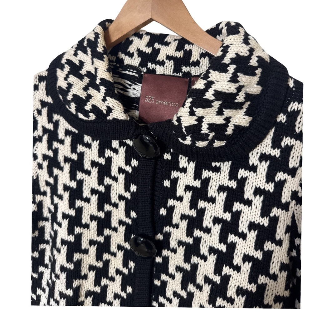 525 AMERICA  Black and White Houndstooth Sweater Jacket Size Small - Picture 3 of 7